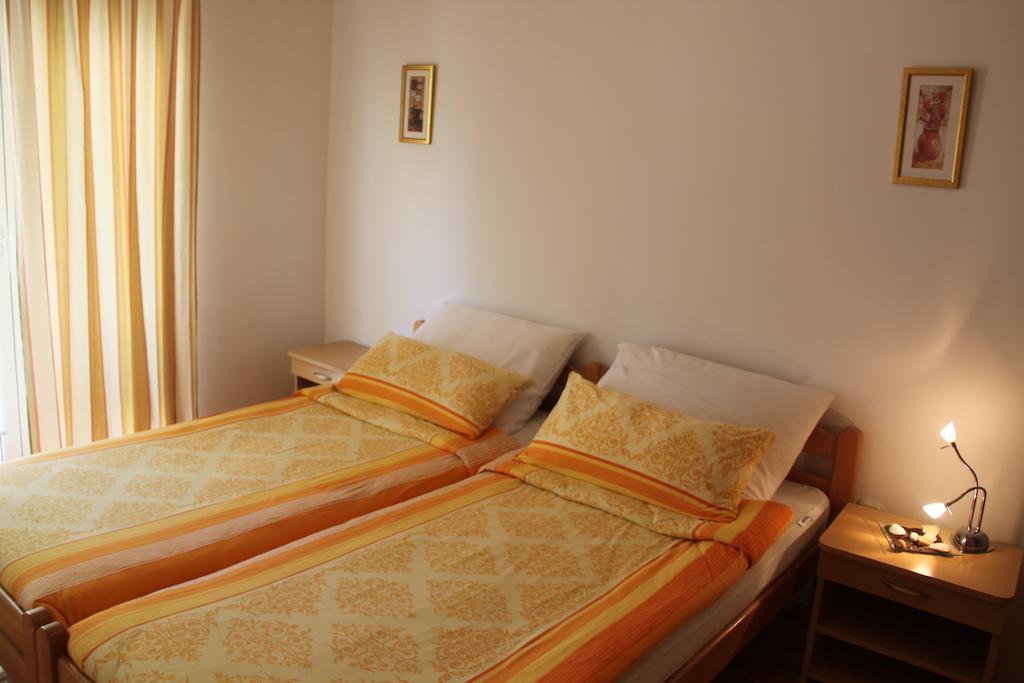 Apartments Maricevic Korcula Town Ruang foto